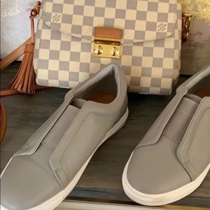 Halogen sneakers 7.5